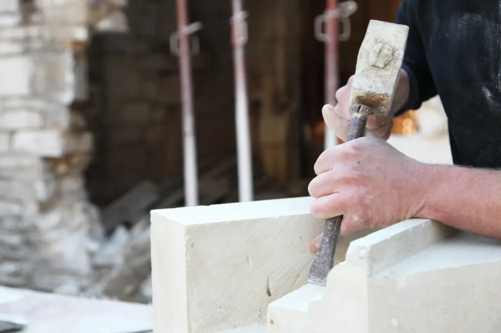 Taille de pierre près de Auray