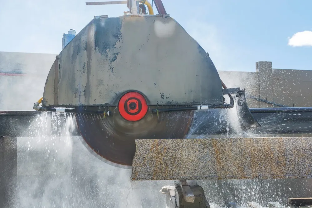 Recoupe pierre près de Auray